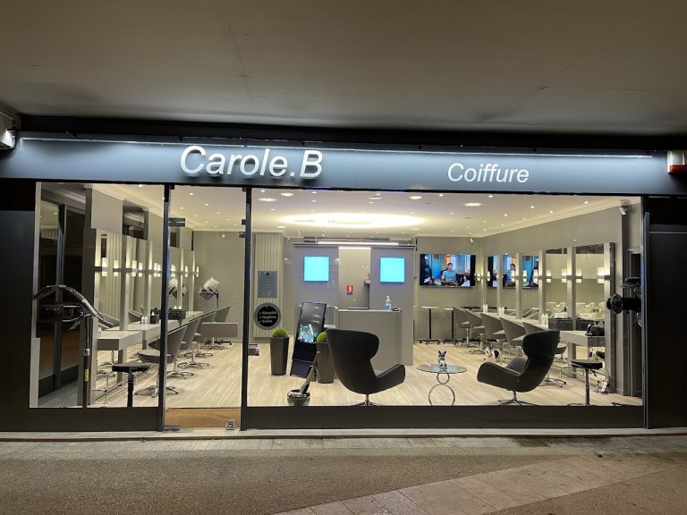 CAROLE.B