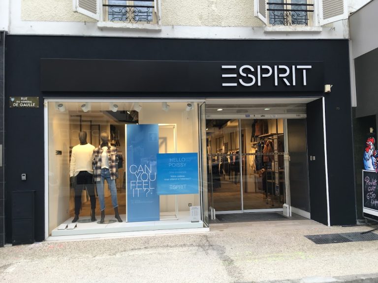 Esprit de Marques Poissy