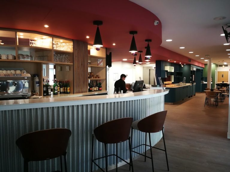 Hotel ibis Poissy.