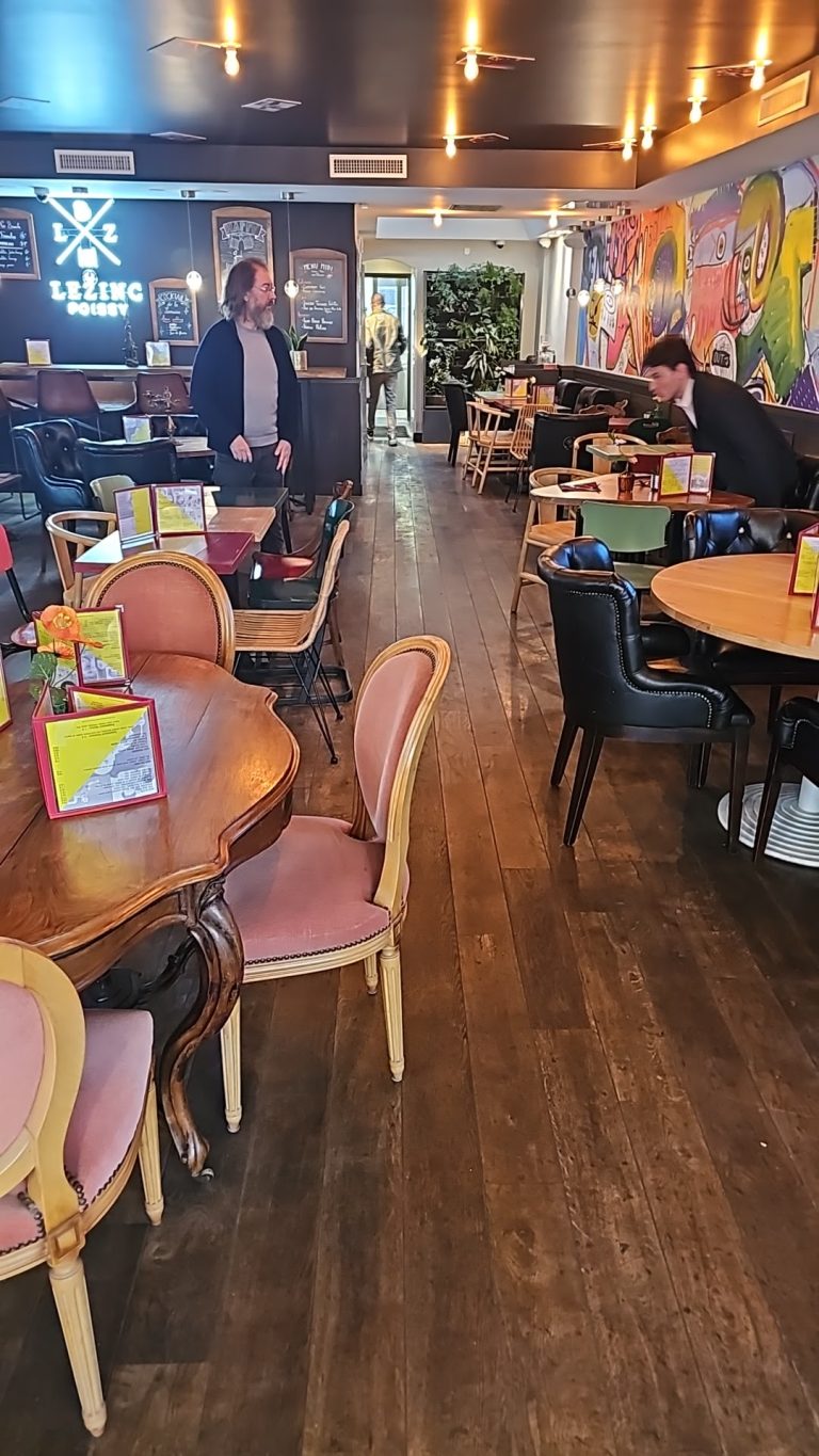 Le Zinc Café Pub