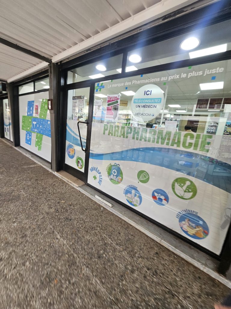 Pharmacie Racine.