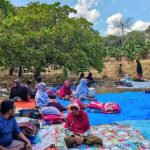 Indonesia Quake: Thousands Evacuated Await Aid