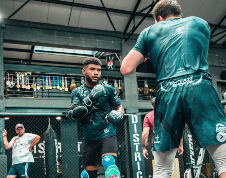 MMA: Morgan Charrière Returns to UFC Octagon After 9 Months
