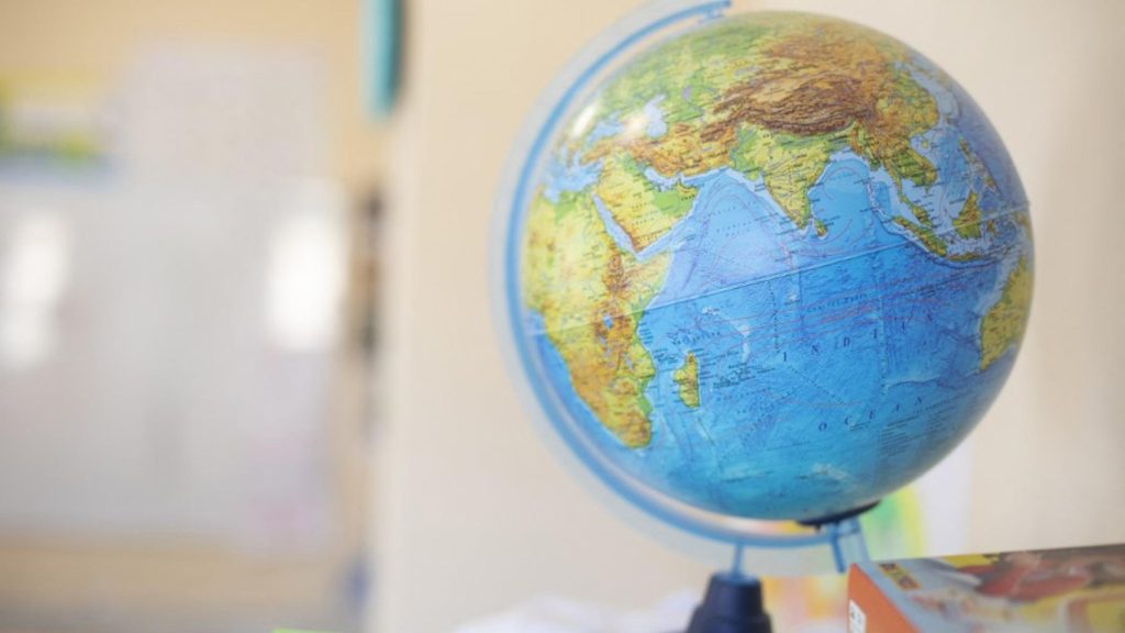 France Drops Mercator Map for Fairer World View