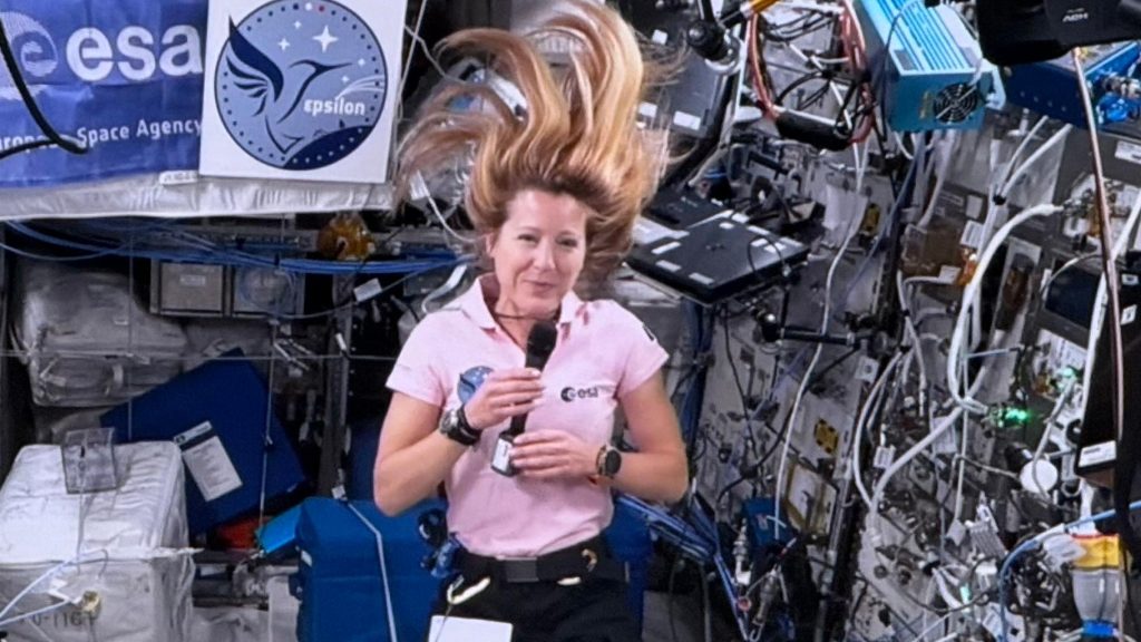 French Astronaut Sends Back-to-School Message from ISS